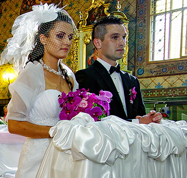 ślub w kościele w Mochnaczce - fotograf na ślubie