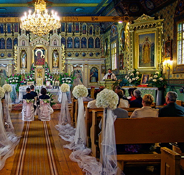 ceremonia ślubu w kościele w Mochnaczce - zdjęcia